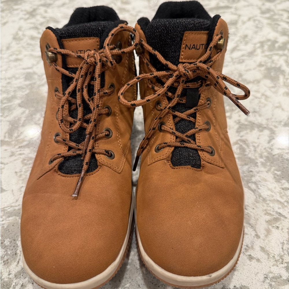 Youth Nautica Tan and Black Boots with Laces and Zipper